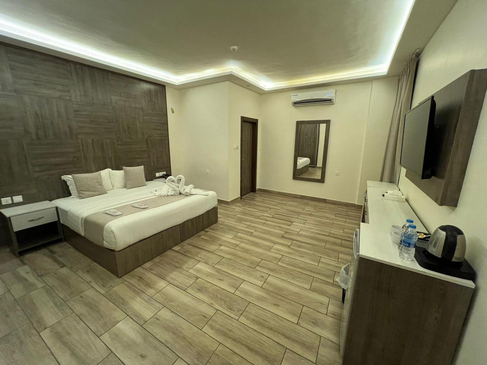 Sky Hotel Aqaba Exterior foto