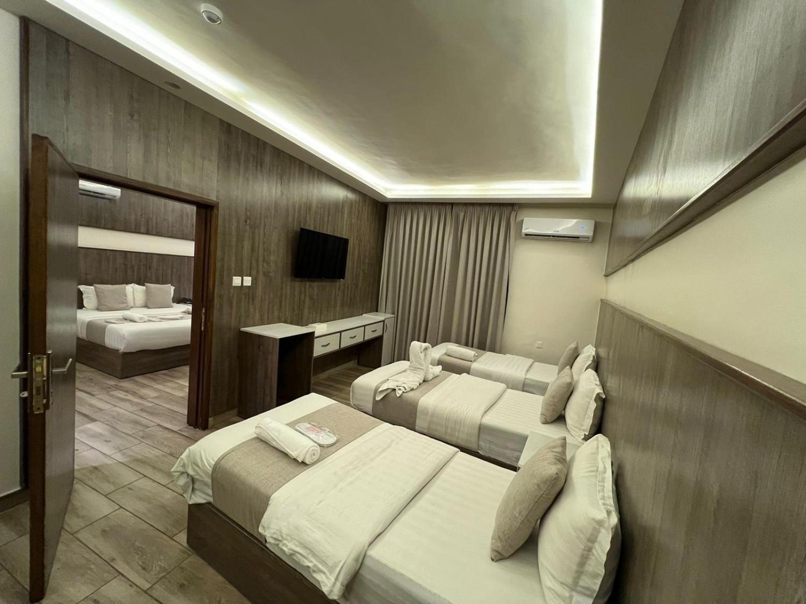 Sky Hotel Aqaba Exterior foto